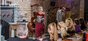 Divadelní představení „Sliby, Chyby“ v Počernickém pivovaru